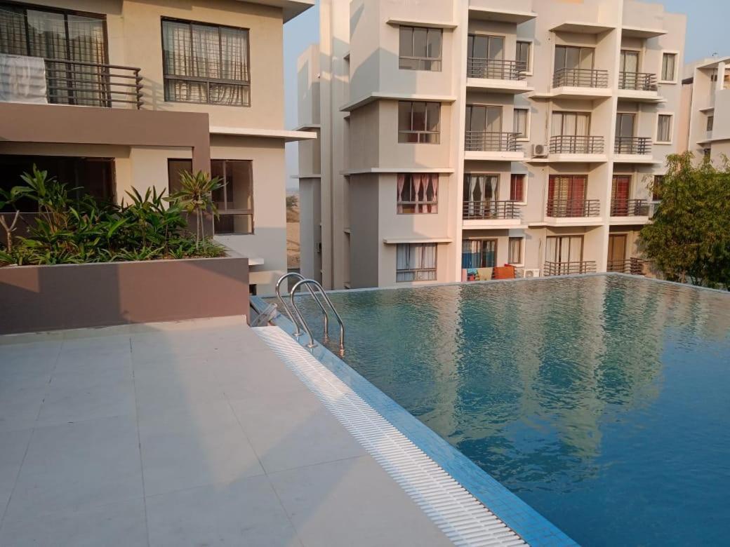 The Pearl Club Resort Shanti Niketan Exterior photo
