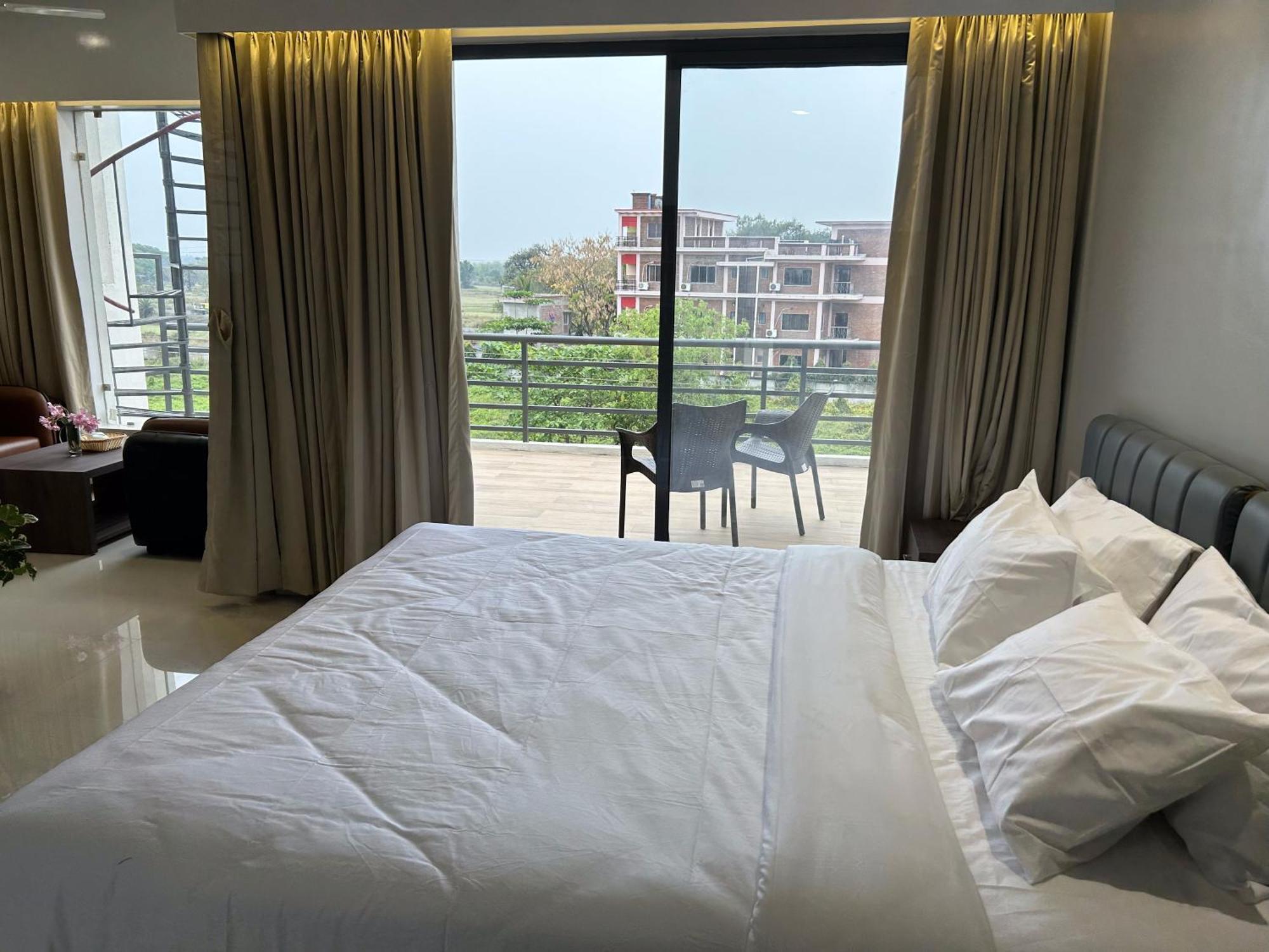 The Pearl Club Resort Shanti Niketan Exterior photo