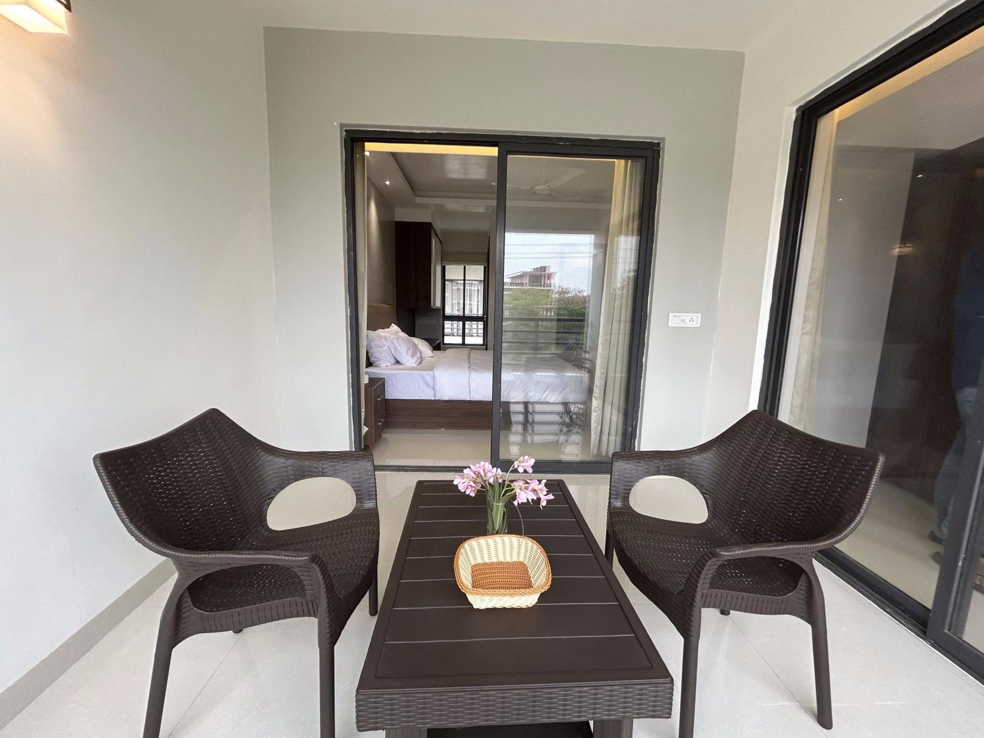 The Pearl Club Resort Shanti Niketan Exterior photo