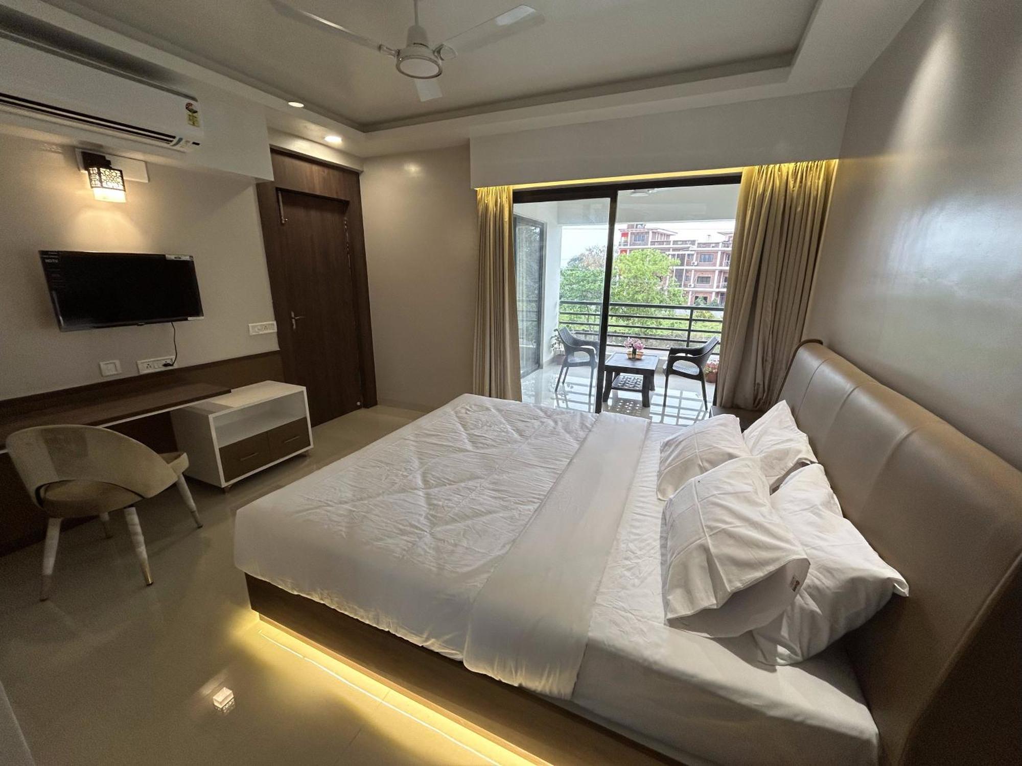 The Pearl Club Resort Shanti Niketan Exterior photo